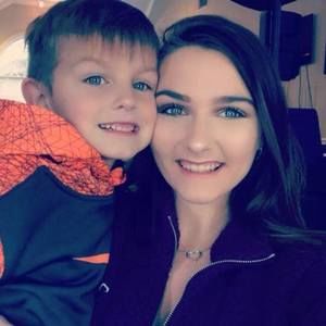 Meet your Posher, Jocelyn